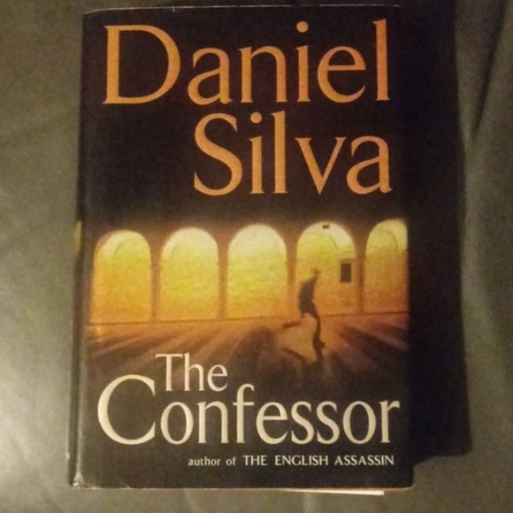 (Book Collection) by Daniel Silva - Picture 8 of 8